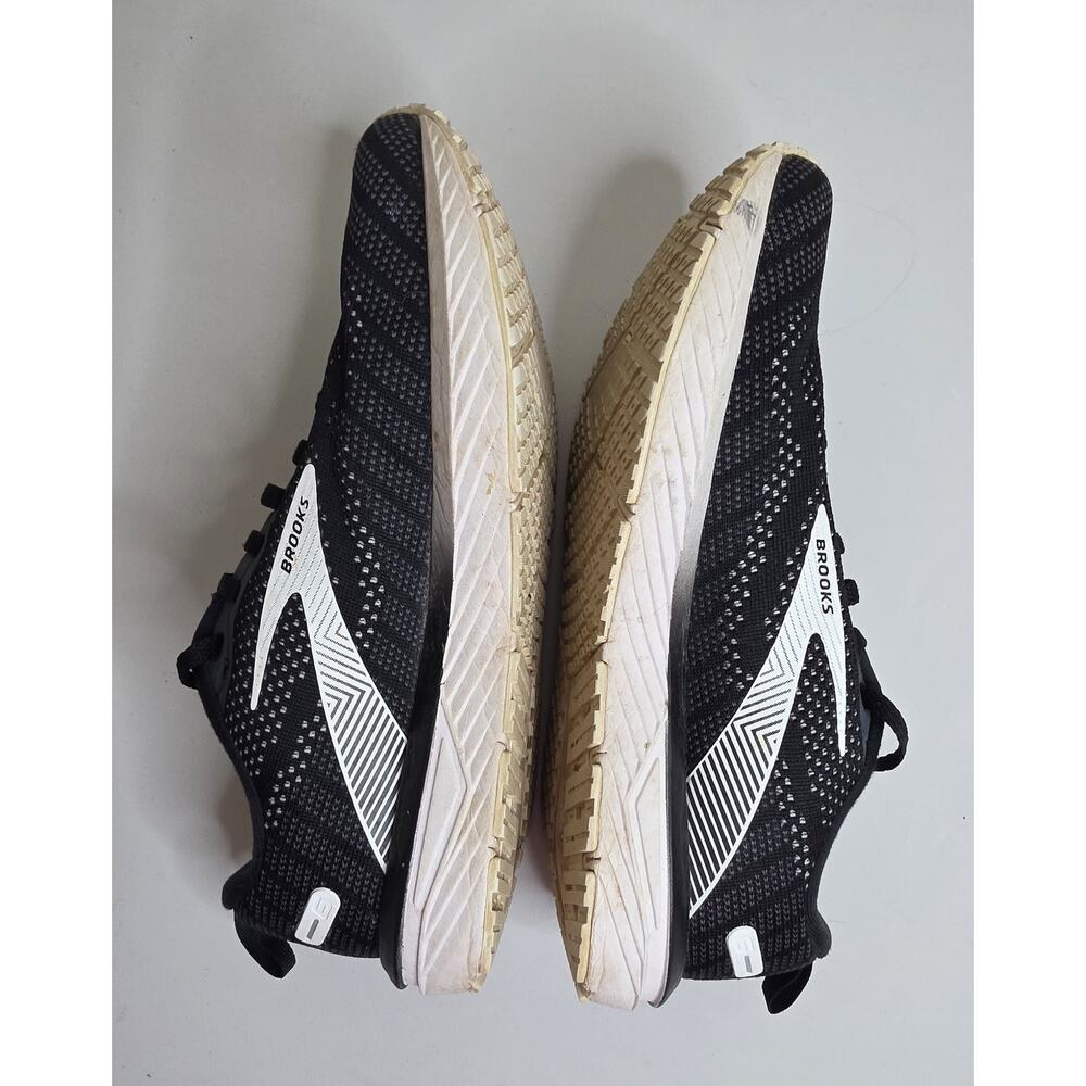 Brooks Revel 6 Running Shoe Womens Size 8.5 Black White - Picture 5 of 7